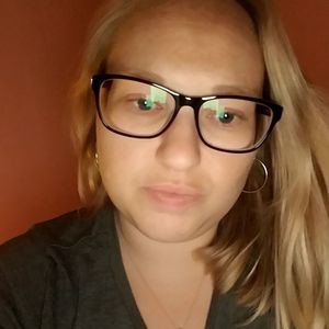 Meet your Posher, Rose